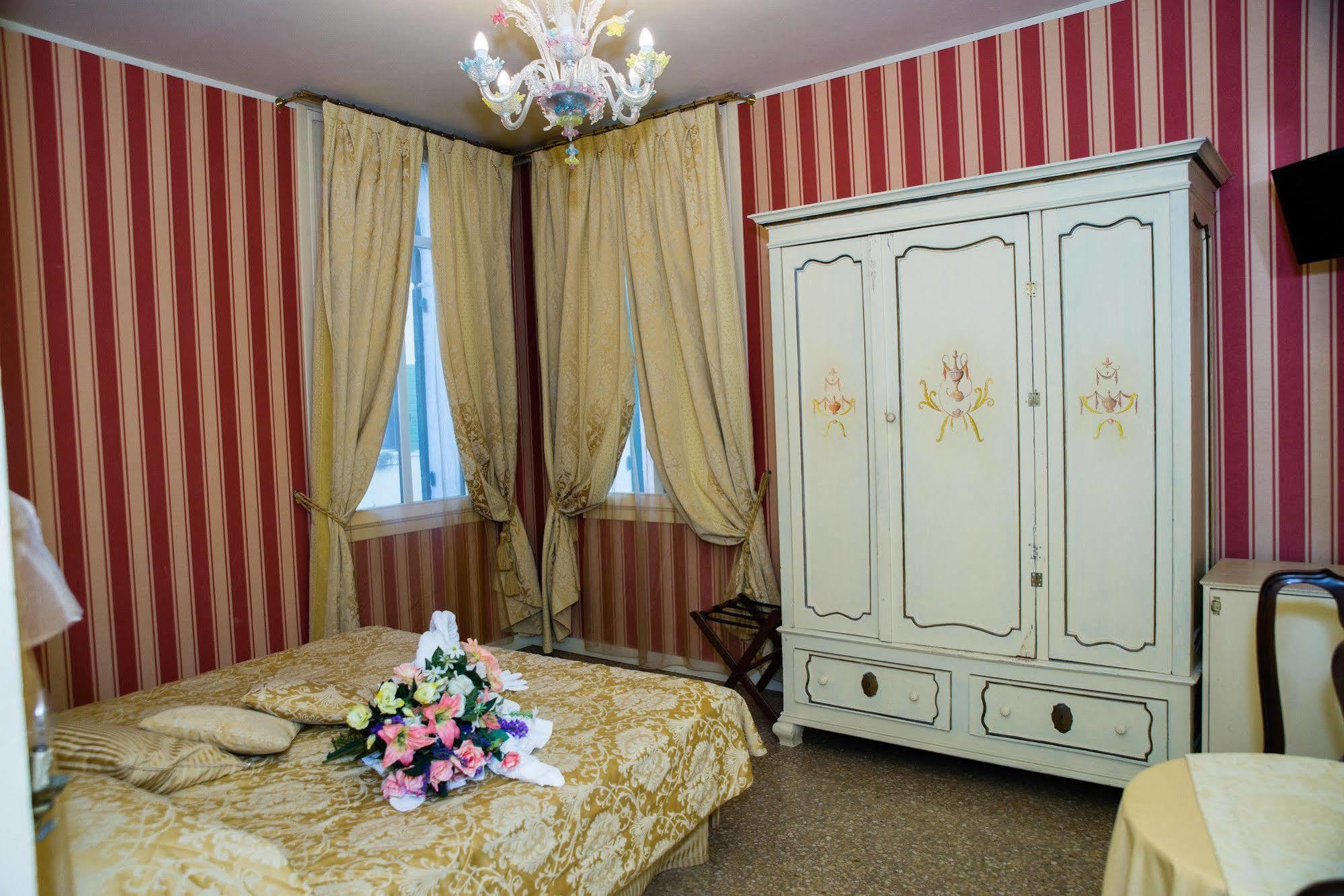Locanda Acquavita Венеція Екстер'єр фото
